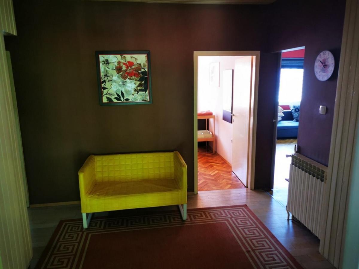 Appartement Apartmant Sandra - Big Terace And Free Parking à Karlovac Extérieur photo